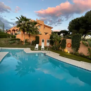 Deluxe In Royal Cabopino Townhouse Марбелья